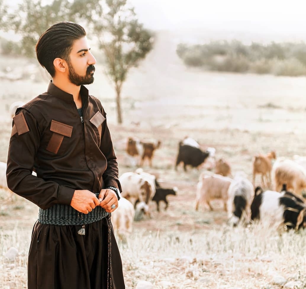 میلاد غلامی شیت گیان